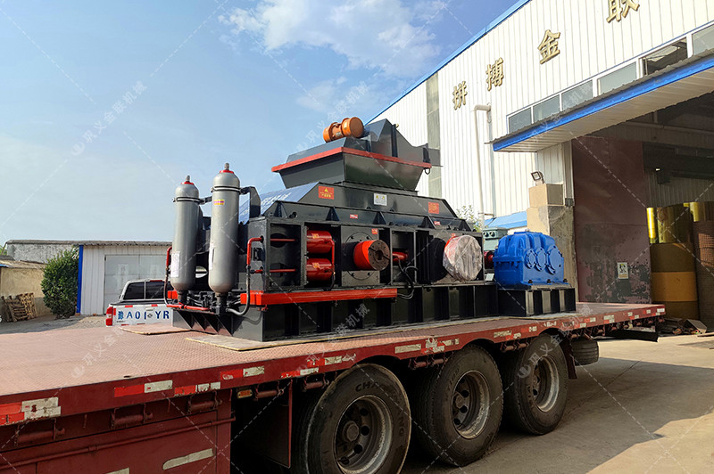 對輥式破碎機|對輥破碎機|對輥破碎機價格|河南雙輥破碎機生產廠家與報價 對輥式破碎機|對輥破碎機|對輥破碎機價格|河南雙輥破碎機生產廠家與報價