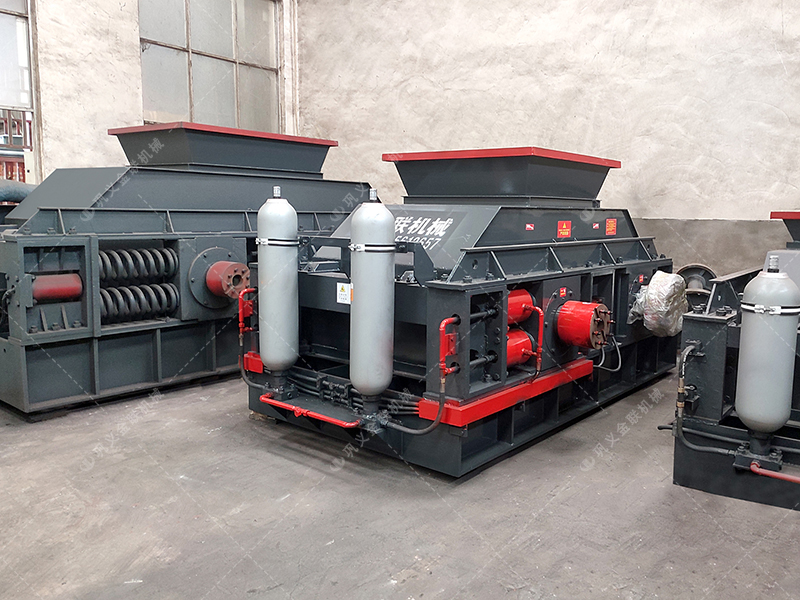 如何操作液壓對(duì)輥制砂機(jī)以達(dá)到較佳破碎效果？